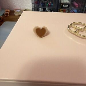 Heart-Shaped Brown and Beige Ring